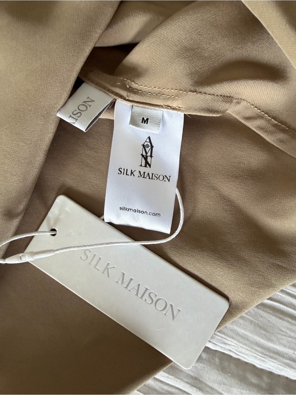 Nwt Silk Maison 100% Mulberry Silk Long Sleeve Maxi Dress Champagne Beige Sz M — image 4 of 8